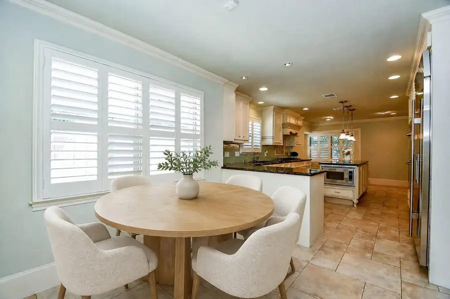 2911 Fontana Drive, Houston, TX 77043 - #2