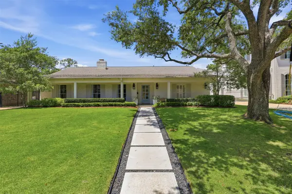 6260 Longmont Drive, Houston, TX 77057