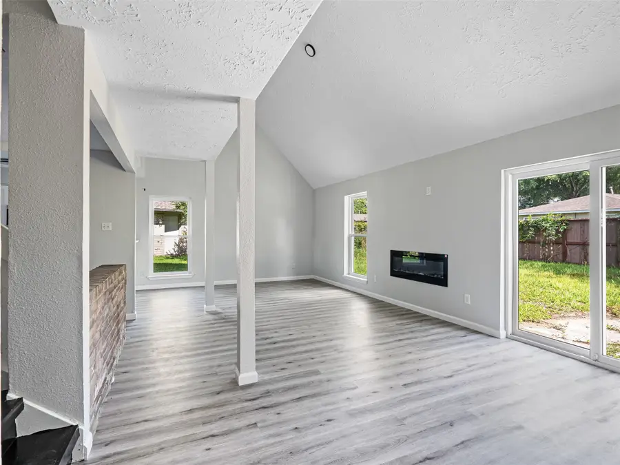 10146 Valley Club Drive, Houston, TX 77078 - #2