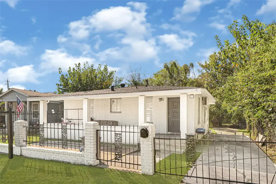 10526 Palestine Street, Jacinto City, TX 77029 - #2