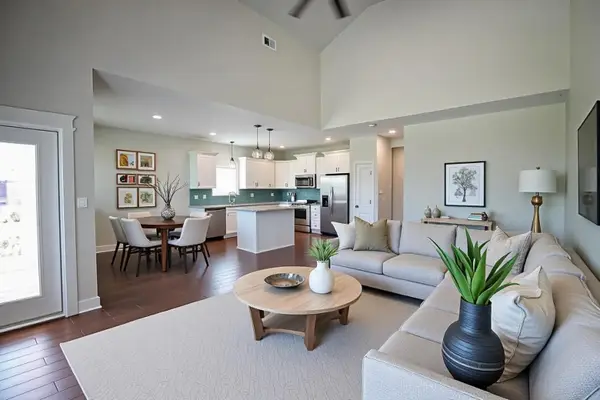 9614 Teichman Road, Galveston, TX 77554