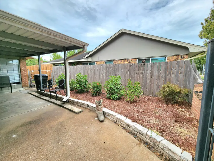 9762 Rambling Trail, Houston, TX 77089 - #3
