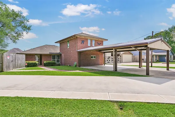 9206 W Sterling Drive, Pearland, TX 77584