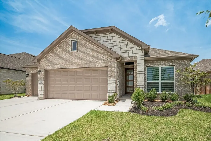 1051 Comal Trail, Dayton, TX 77535 - Image #2