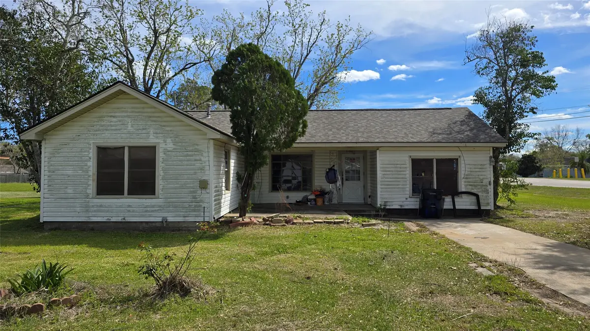 3100 12th Street, Bay City, TX 77414 - #1