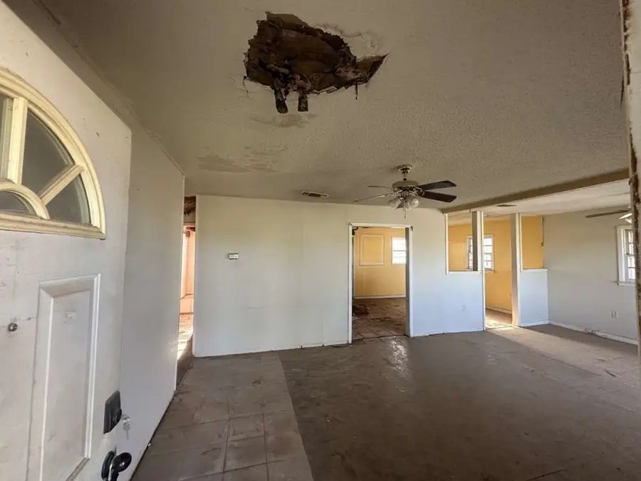 1909 Kokomo Street, Plainview, TX 79072 - #3