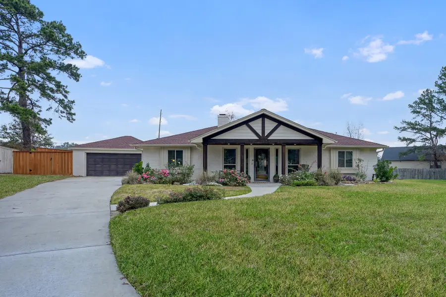 8 Cambridge Circle, Conroe, TX 77304 - Image #2
