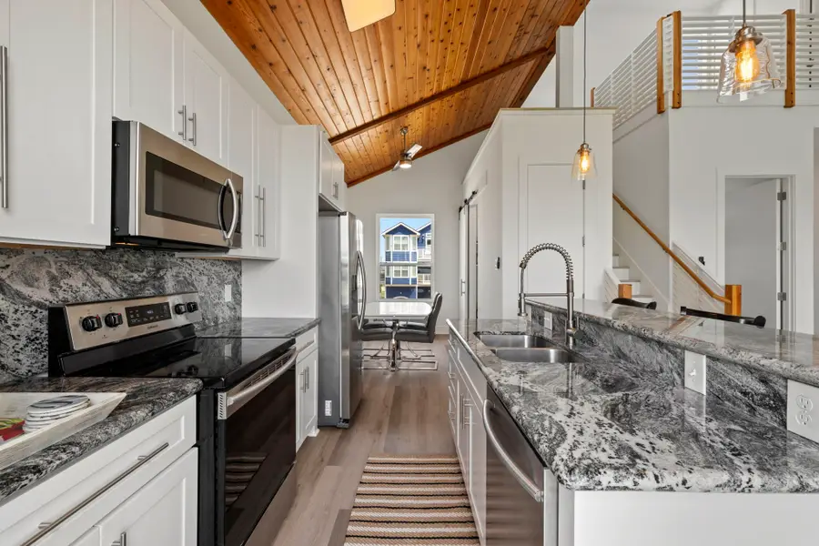 25047 Sausalito Drive, Galveston, TX 77554 - Image #2