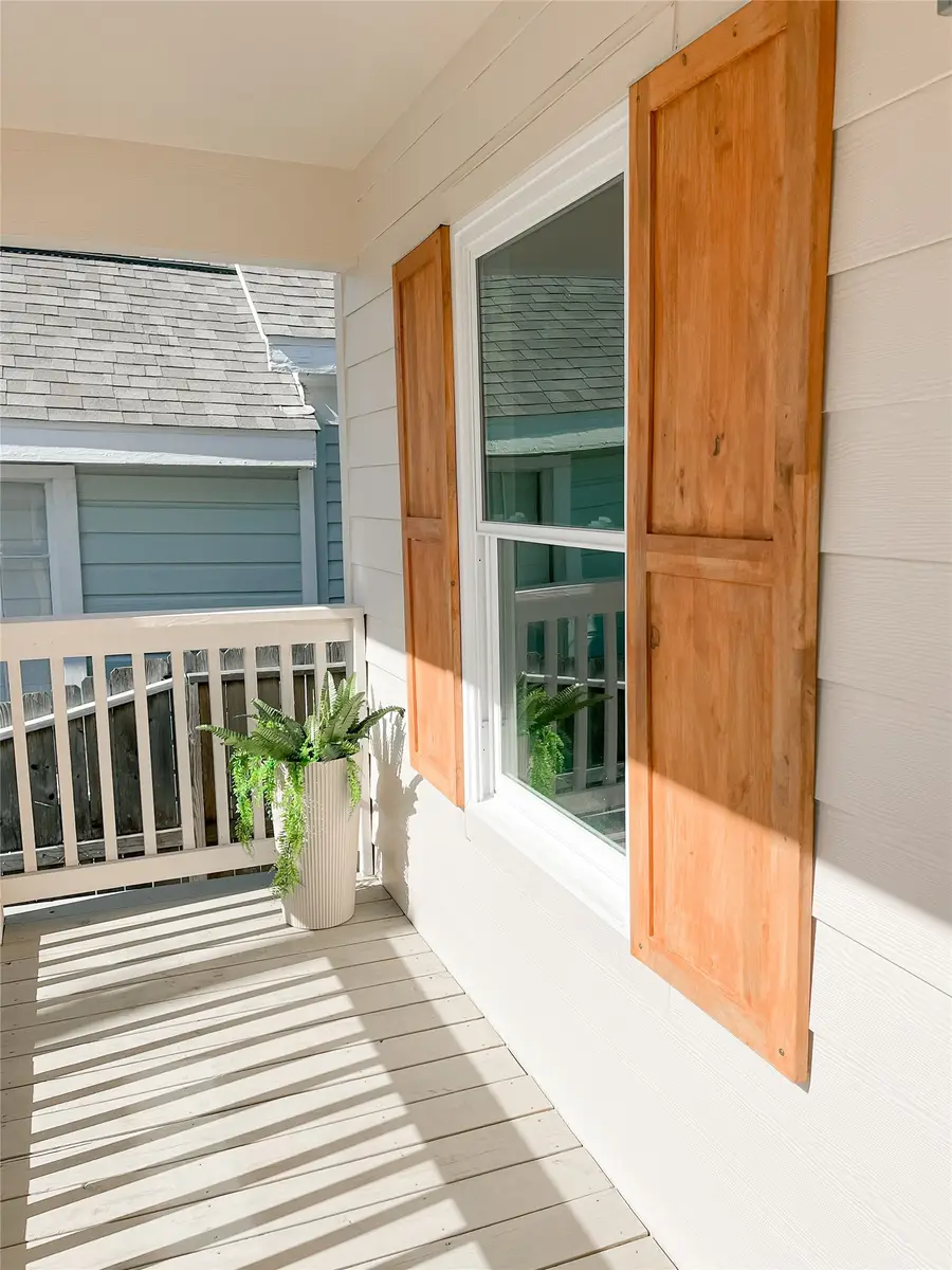 2516 Avenue M, Galveston, TX 77550 - Image #2