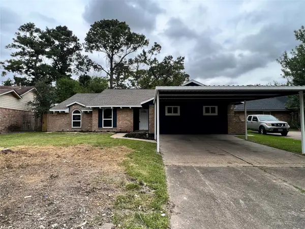 7110 Ensworth Drive, Houston, TX 77016