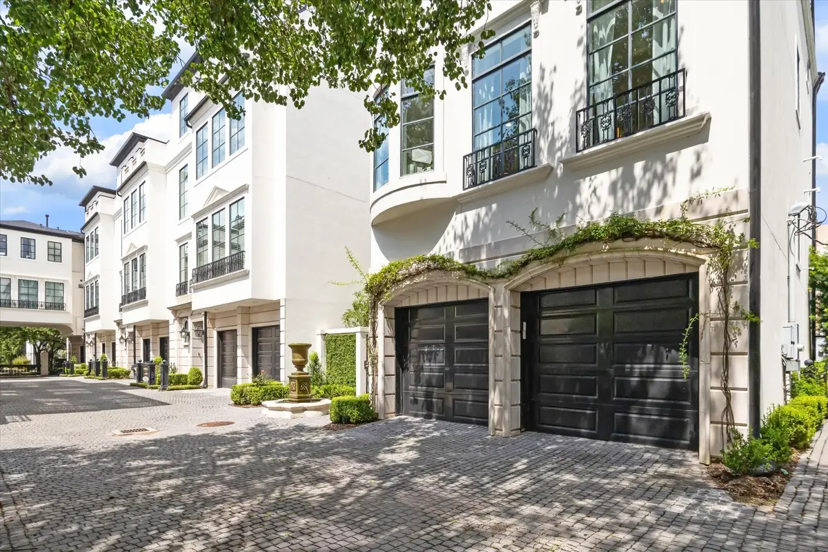 1723 Sunset Boulevard, Houston, TX 77005 - Image #1