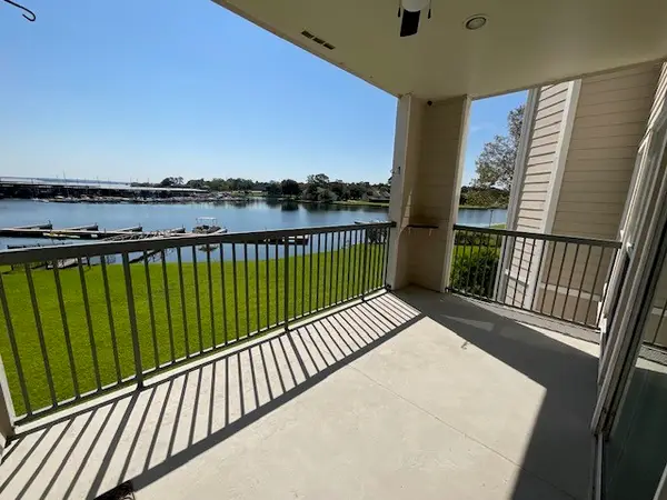 12800 Melville #A-212, Montgomery, TX 77356