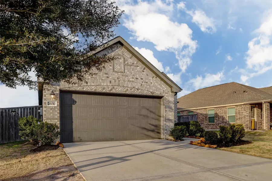 26010 Rosin Lake Lane, Richmond, TX 77406 - Image #3