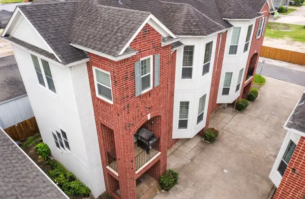 1012 Studer Street, Houston, TX 77007