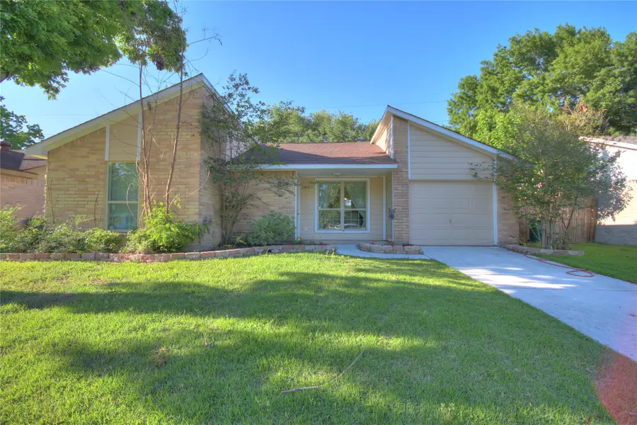 2807 N Brompton Drive, Pearland, TX 77584 - #2