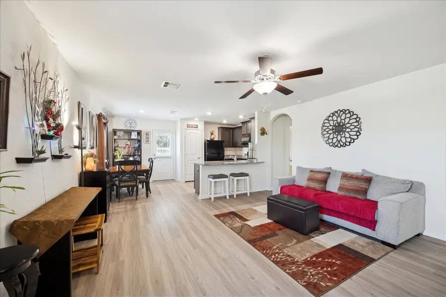 23015 Bellini Drive, Magnolia, TX 77355 - Image #2