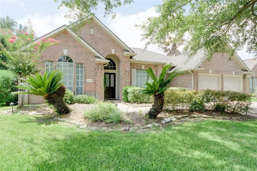 12134 Green Trails Drive, Stafford, TX 77477 - Image #2