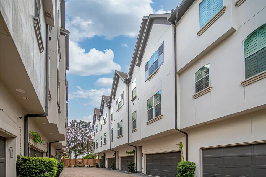 4031 Bellefontaine Street #117, Houston, TX 77025 - #2