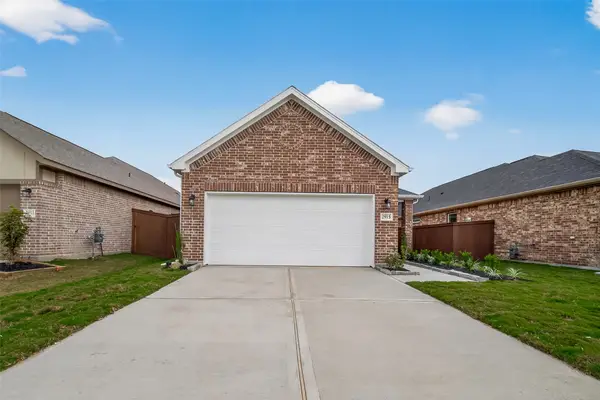 9928 Enclave Grove Drive, Willis, TX 77318