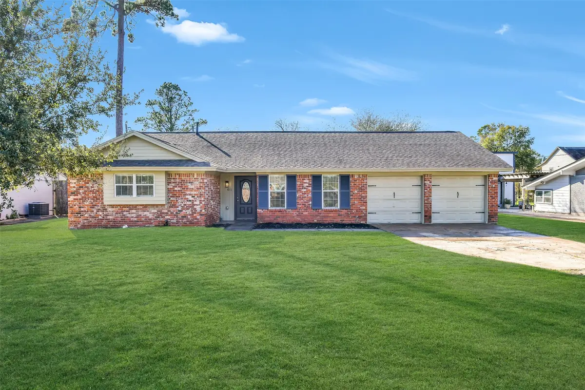 611 Baywood Street, Shoreacres, TX 77571 - Image #1