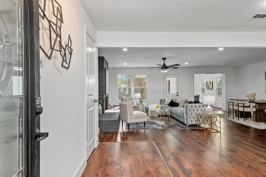 6126 Knotty Post Lane, Spring, TX 77373 - Image #2