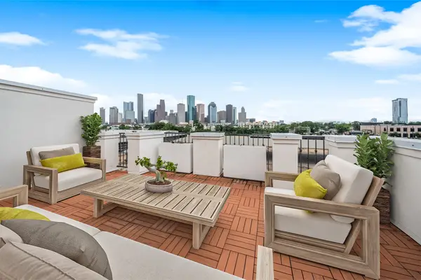 1716 Dart Street, Houston, TX 77007