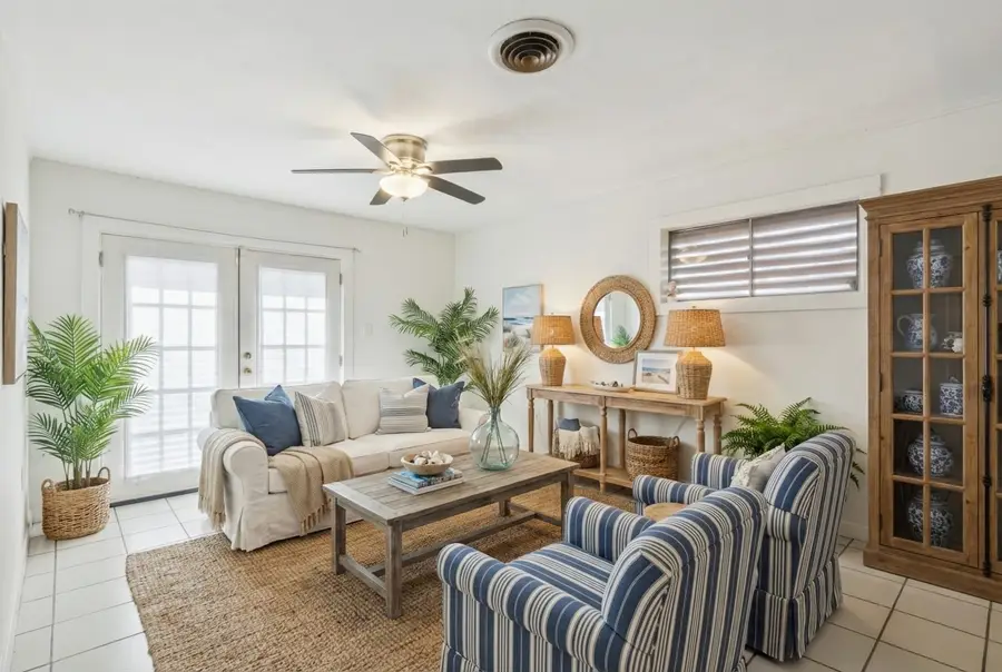 2317 Wimcrest Street, Galveston, TX 77551 - Image #3