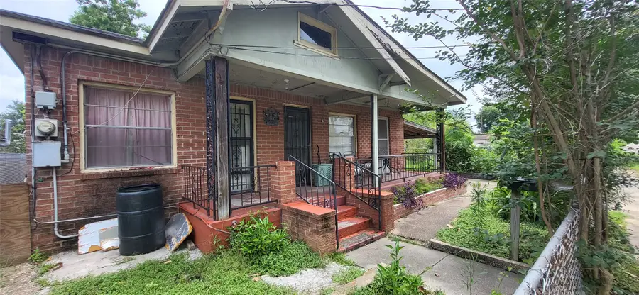 7629 Avenue I, Houston, TX 77012 - #2