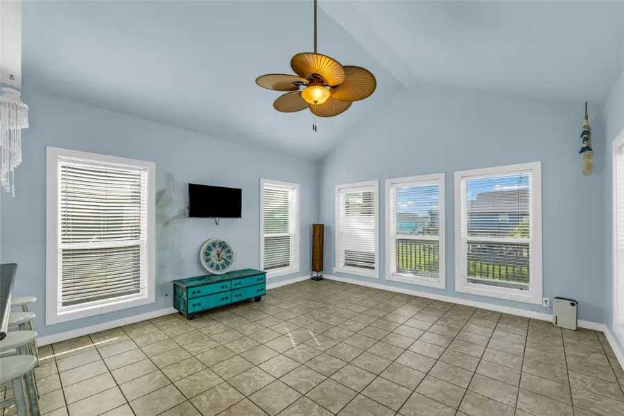846 S Crystal Beach Road, Port Bolivar, TX 77650 - #2