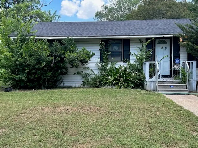 612 Freeman, Caldwell, TX 77836 - #1