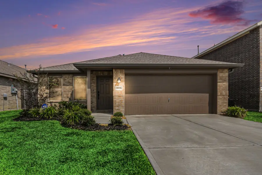 9906 Wembley Vista Court, Baytown, TX 77521 - Image #3
