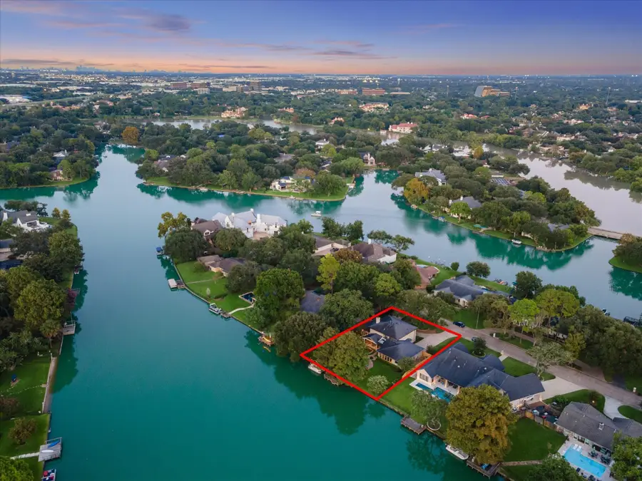 611 Salerno Street, Sugar Land, TX 77478 - Image #2