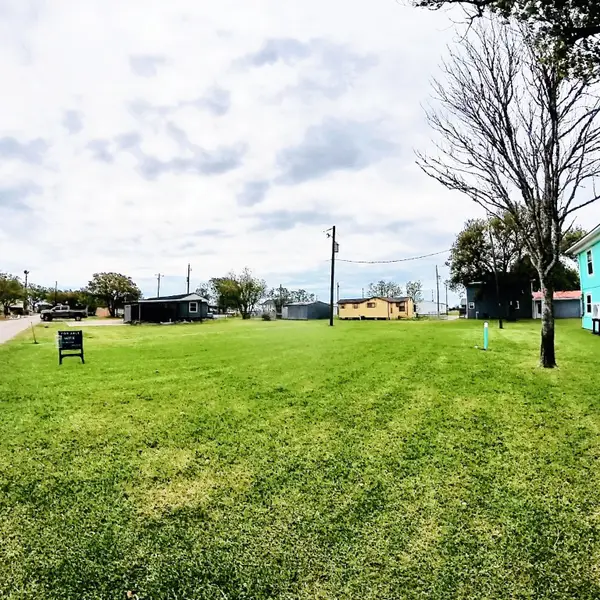 4414 Zelsky Road, Freeport, TX 77541