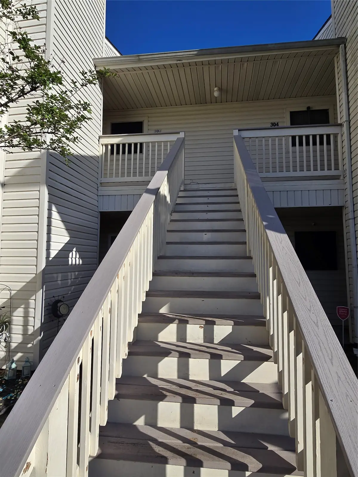 7600 Emmett F Lowry Expressway #304, Texas City, TX 77591 - #1
