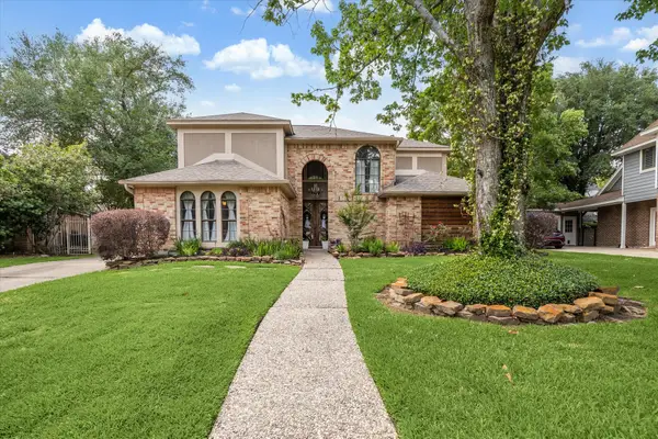 5511 Lone Cedar Drive, Kingwood, TX 77345
