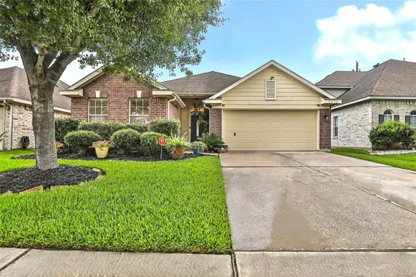 6030 Sandy Creek Drive, Baytown, TX 77523