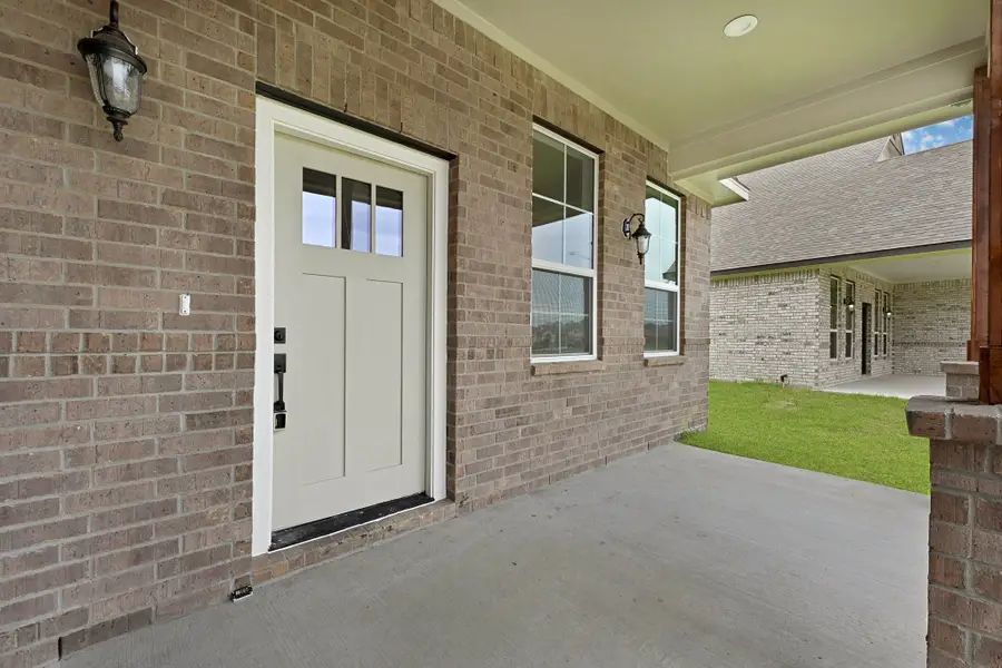 201 Big Spring Drive, Anahuac, TX 77514 - Image #3