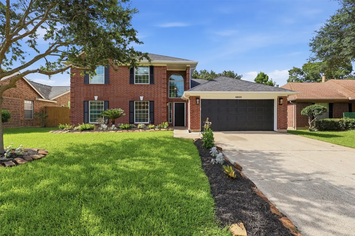 4823 Meadowglen Drive, Pearland, TX 77584 - #1