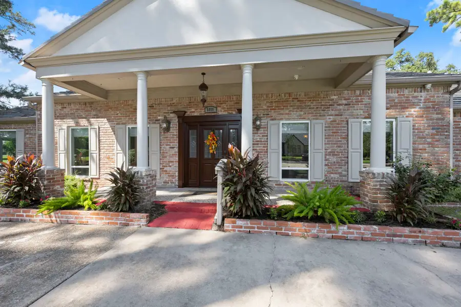 5918 Southern Hills Drive, Houston, TX 77069 - #2