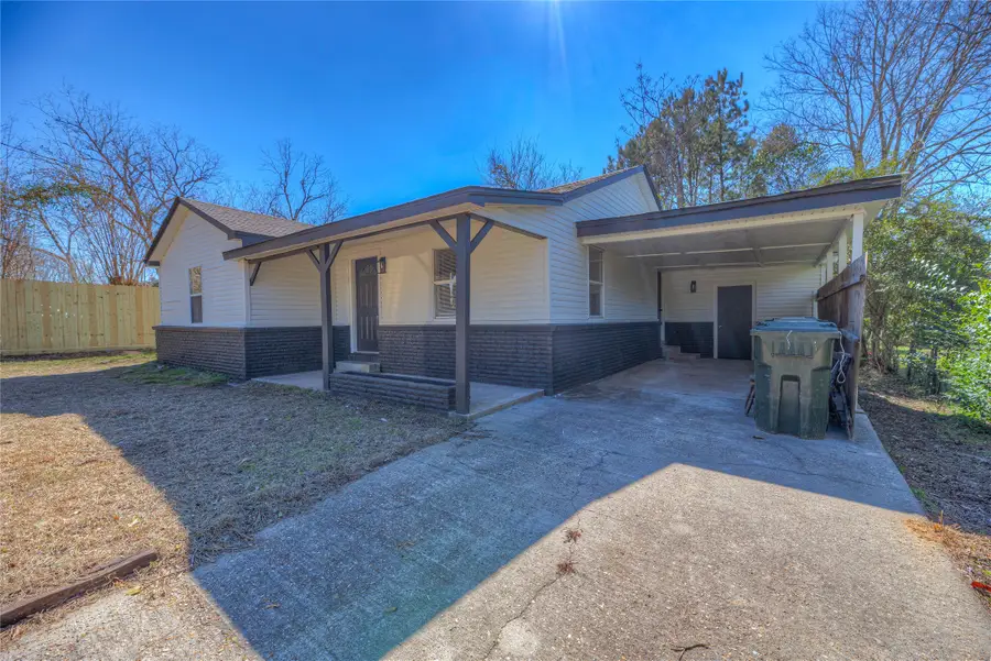 709 N Pine Street, Woodville, TX 75979 - #3