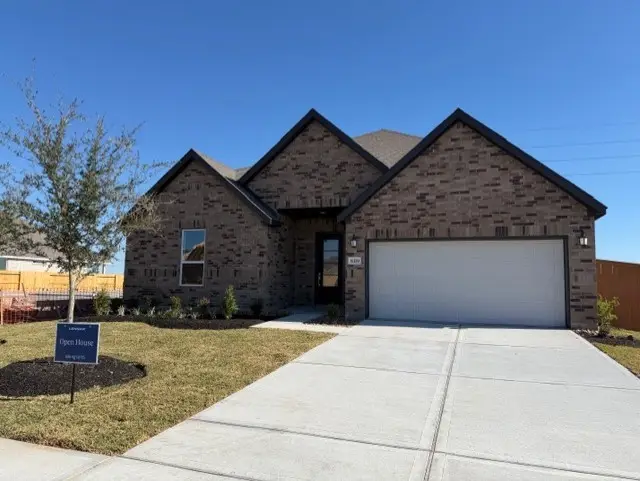 8207 Holly Blue Drive, Rosharon, TX 77583 - Image #1