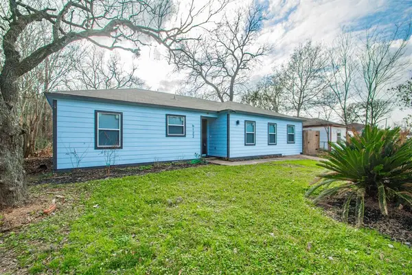 6122 Beldart Street, Houston, TX 77033