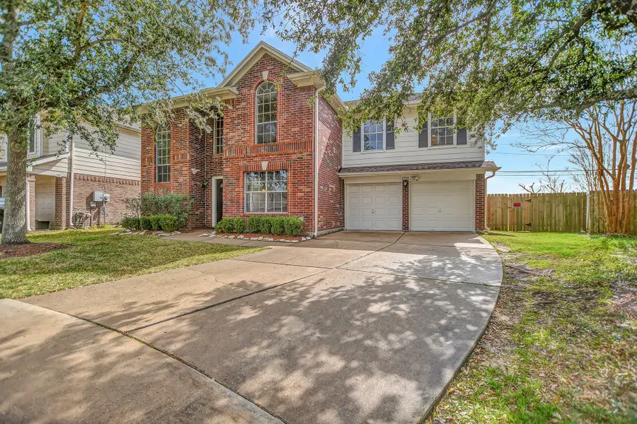 2939 Sailors Moon Drive, Friendswood, TX 77546 - #2