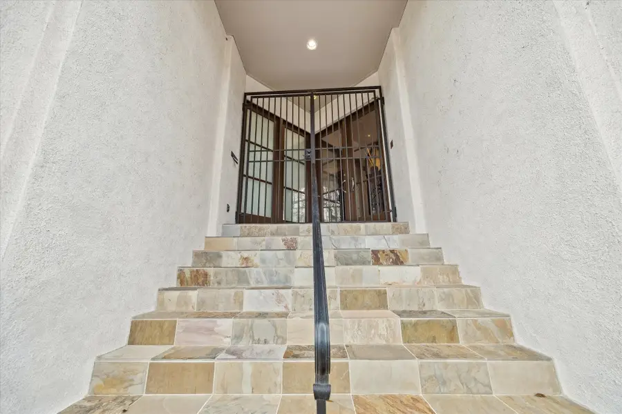 5027 Heatherglen Drive, Houston, TX 77096 - #3