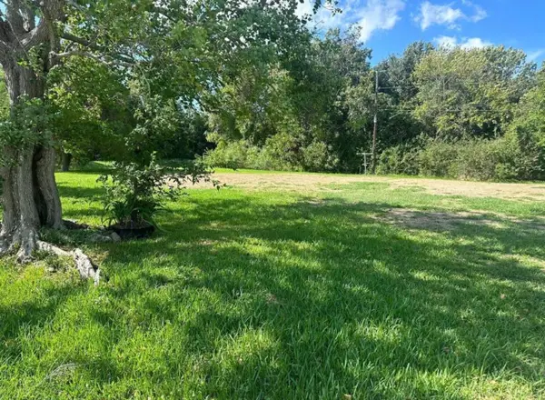 213 S Leroy Street, Texas City, TX 77591