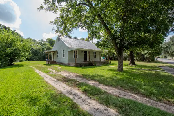 610 S 5th Street, Crockett, TX 75835
