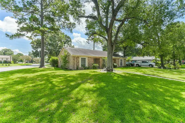 25414 Cottage Hill Lane, Spring, TX 77373