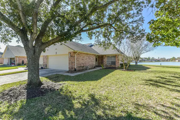3013 Flower Field Lane #4, Pearland, TX 77584