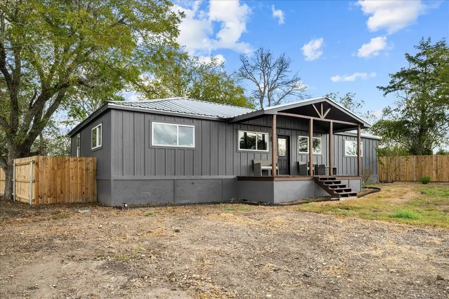 105 Willow Drive, Flatonia, TX 78941 - #2