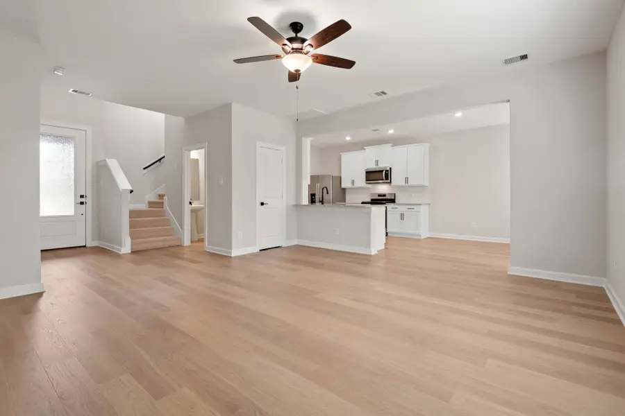 21550 Bluebonnet Bay Drive, Magnolia, TX 77354 - Image #2